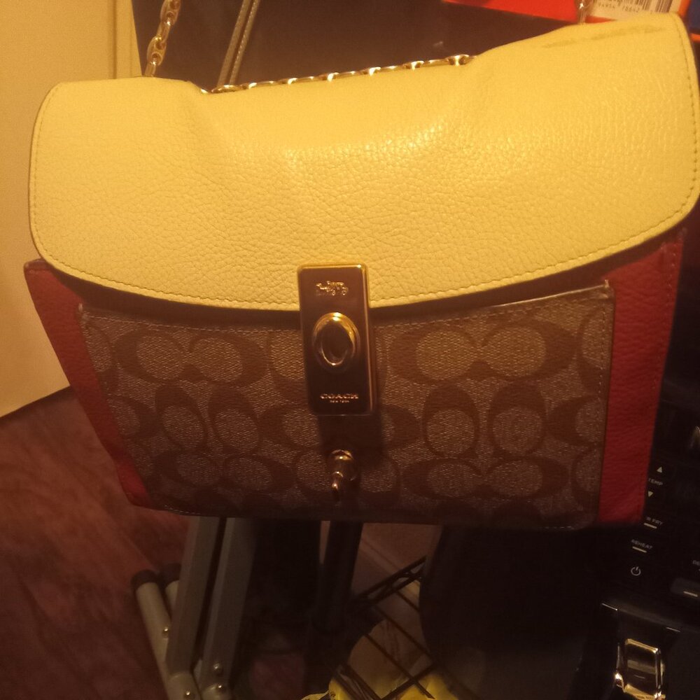 Authentic Coach Women’s Purse – Signature Logo, Crossbody or Shoulder Bag